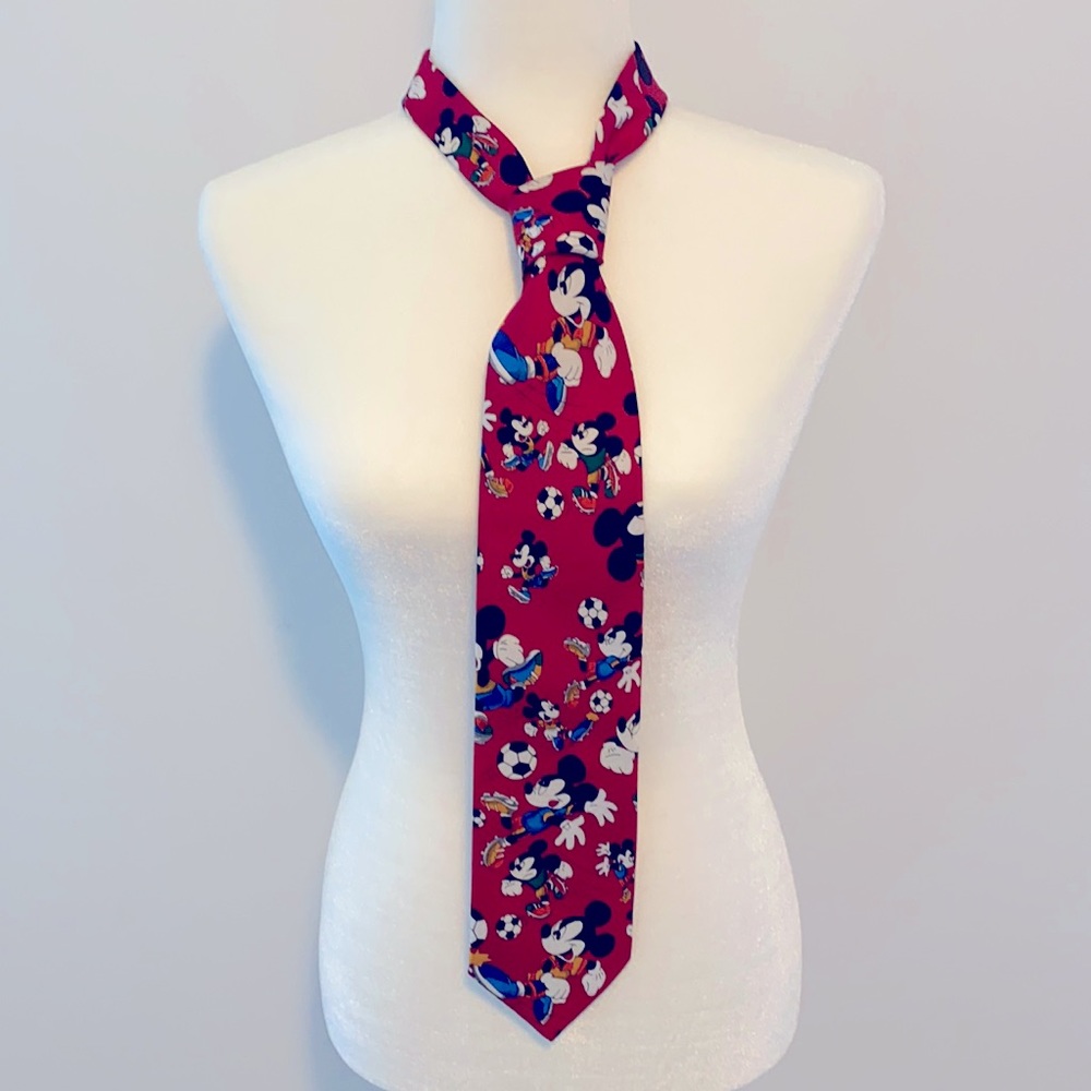 Vintage Disney Mickey Mouse Soccer Tie